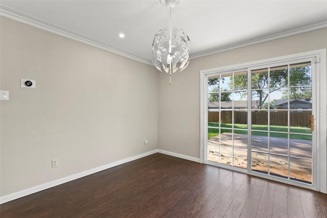 Building Photo - 525 Melrose Dr