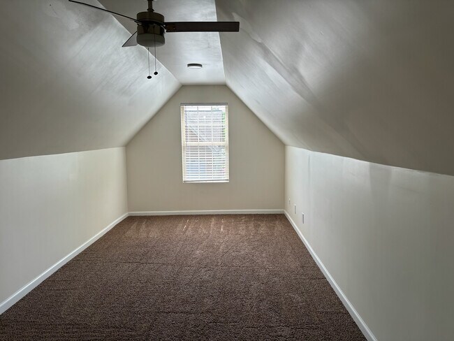 Building Photo - 5108 Ivy Rock Way
