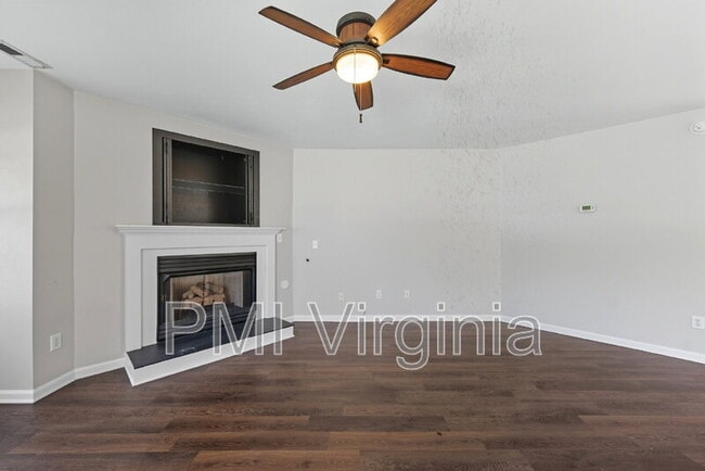 Building Photo - 2213 Chicks Beach Ct