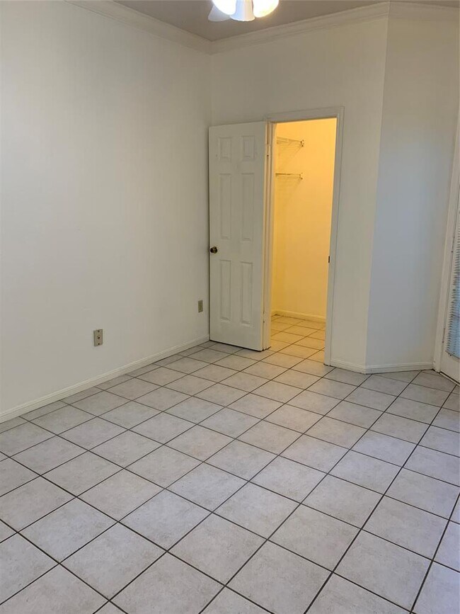 Building Photo - 3111 Tom Green St