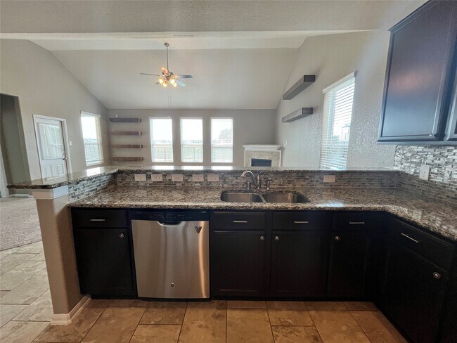 Building Photo - 15103 Signal Ridge Way