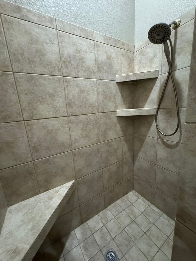 Building Photo - Furnished 3BR Laughlin Ranch Pool Home with Entertainer's Patio in gated Golf Community includes ...