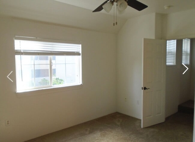 Building Photo - 3 Bedroom 3.5 Bath Covered garage at Nanea...
