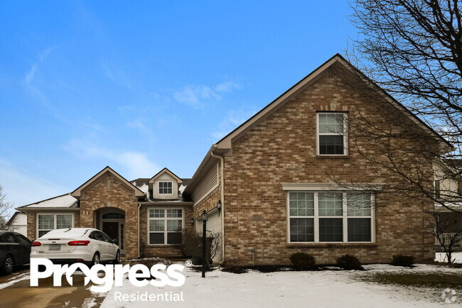 Building Photo - 8729 N Autumnview Dr