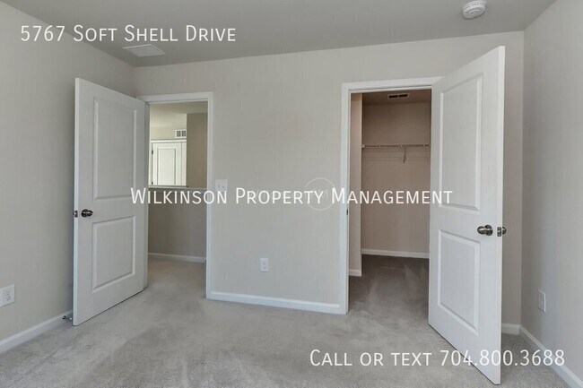 Building Photo - 5767 Soft Shell Dr