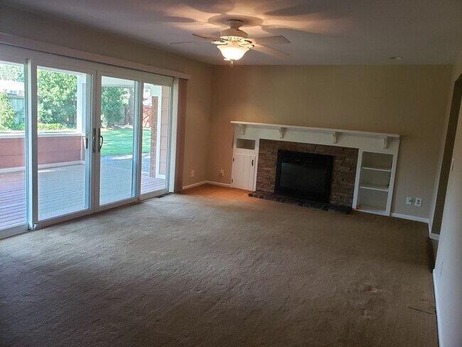 Building Photo - 4-bedroom, 2 bathroom unfurnished home in Stevensville