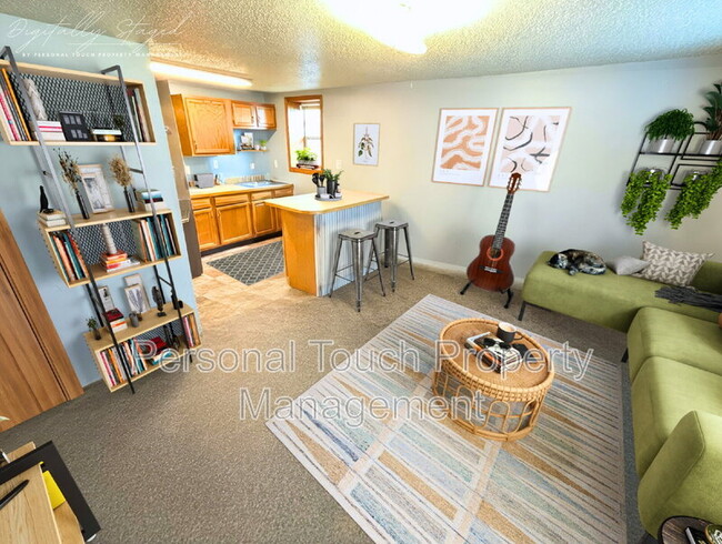 Primary Photo - 1009 13th Ave N
