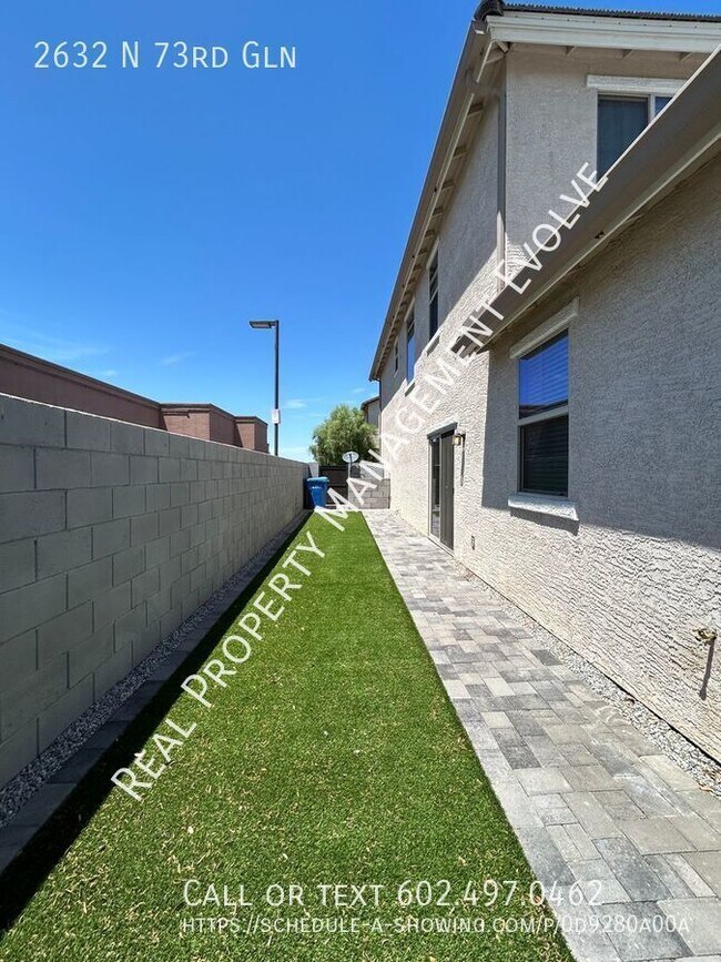 Building Photo - COME TOUR TODAY!