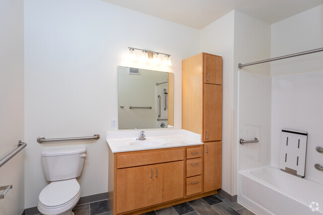 1BR, 1BR - 714 SF - Headwaters Landing