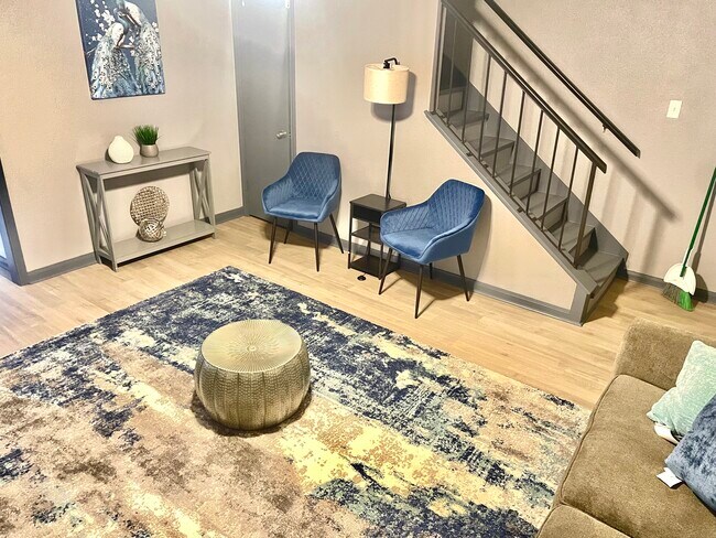 Building Photo - 131 Goldsmith St