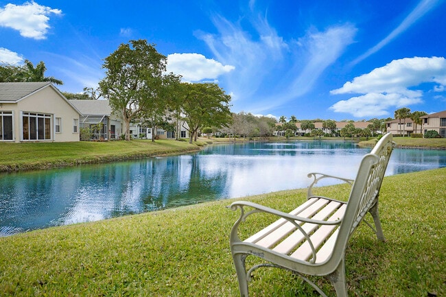 Building Photo - 605 Harbour Pointe Way