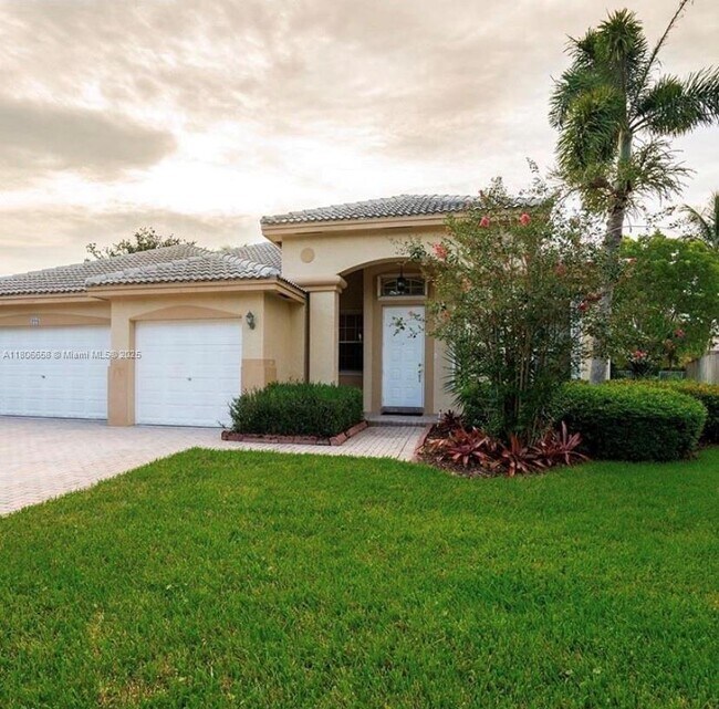 Primary Photo - 998 NW 167th Terrace