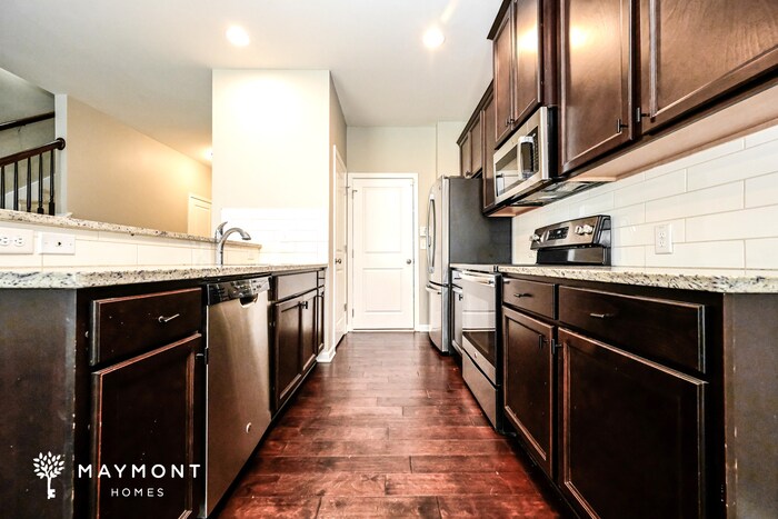 Building Photo - 2716 Avanti Way