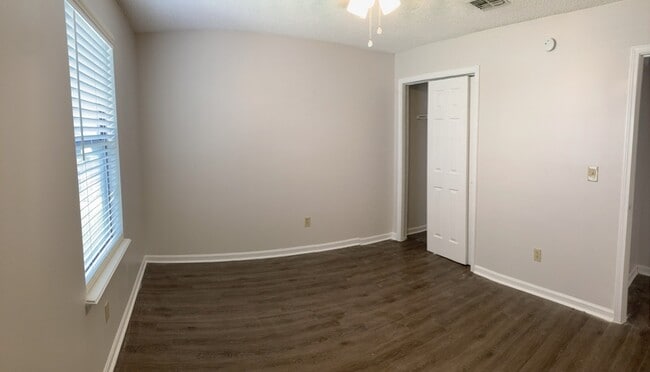 Building Photo - 1290 Jefferson Ave