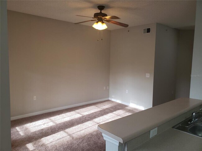 Building Photo - 10873 Windsor Walk Dr
