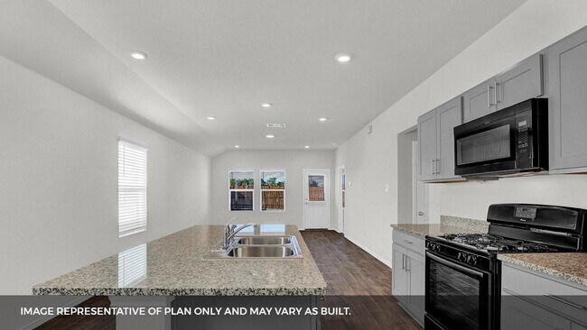 Building Photo - 125 Solitude Dr