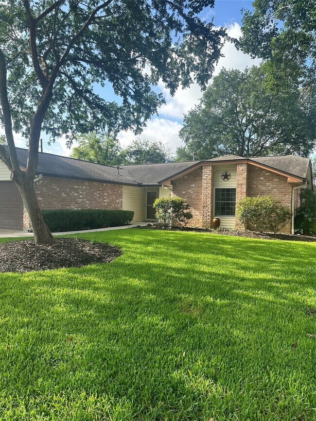 Building Photo - 19507 Spanish Needle Dr