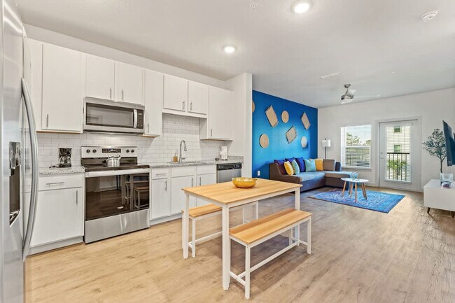 Building Photo - 14533 Star Water Rd