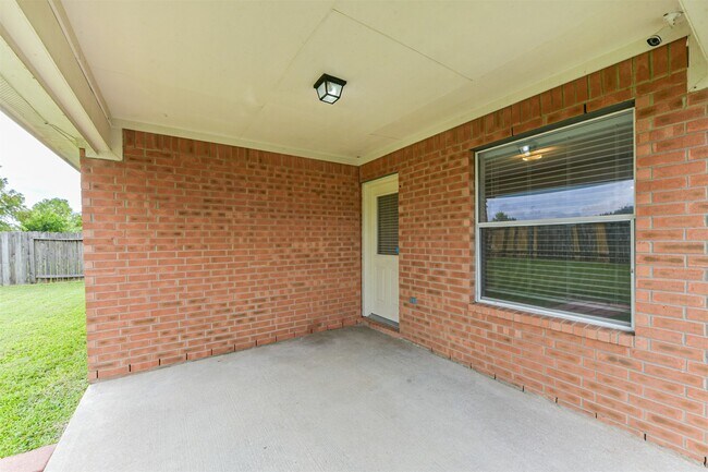 Building Photo - 20131 Laramie River Trail