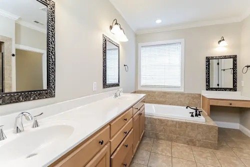 Building Photo - 253 Chuckwood Rd