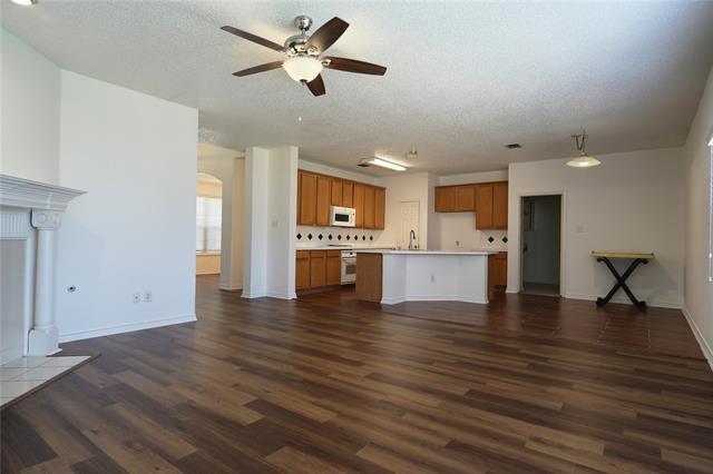 Building Photo - 2032 Fox Glen Dr