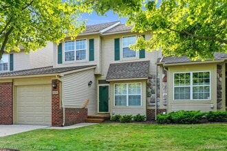 Building Photo - 31173 Livingston Dr