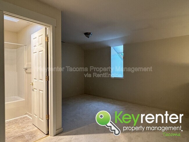 Building Photo - 4515 66th Ave Ct W