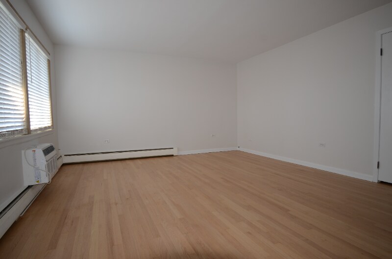 Building Photo - 1603 N Waukegan Rd