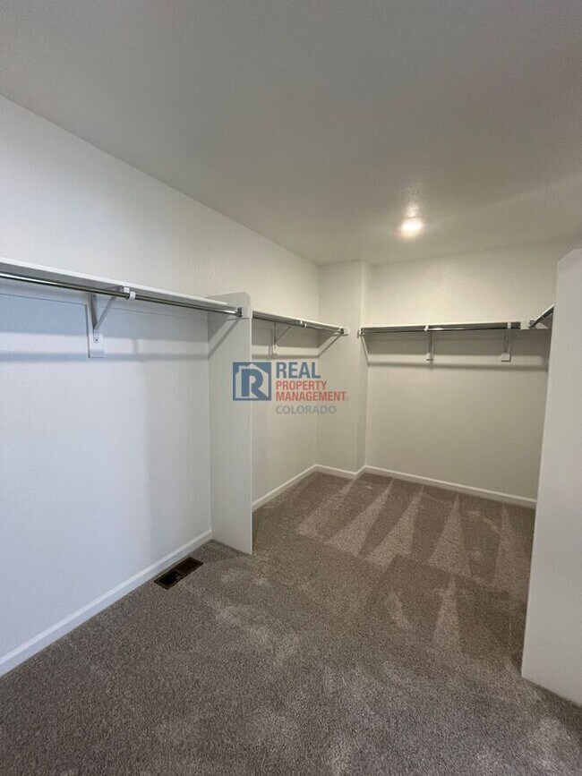 Building Photo - 16488 W 92nd Pl