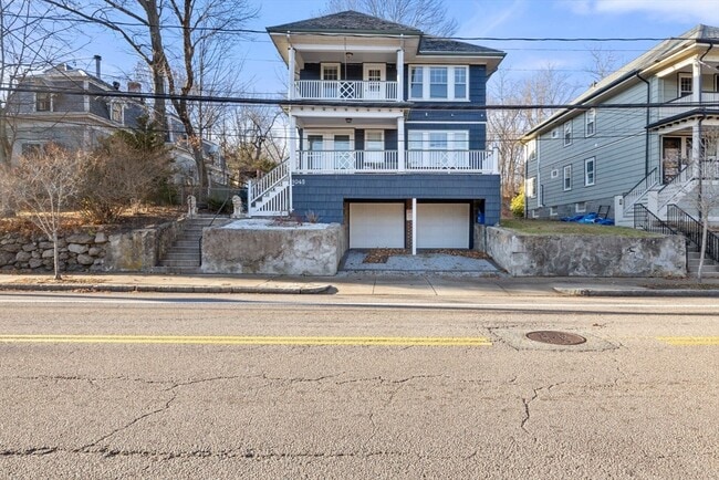 Building Photo - 1045 Adams St