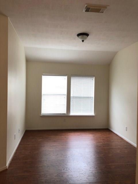 Building Photo - 1611 Mills Pass Way