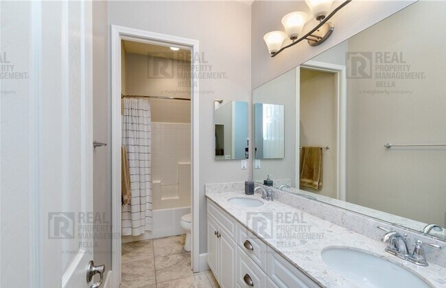 Building Photo - 32176 Golden Eye Dr