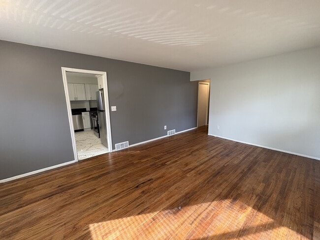 Building Photo - 20975 Poinciana St