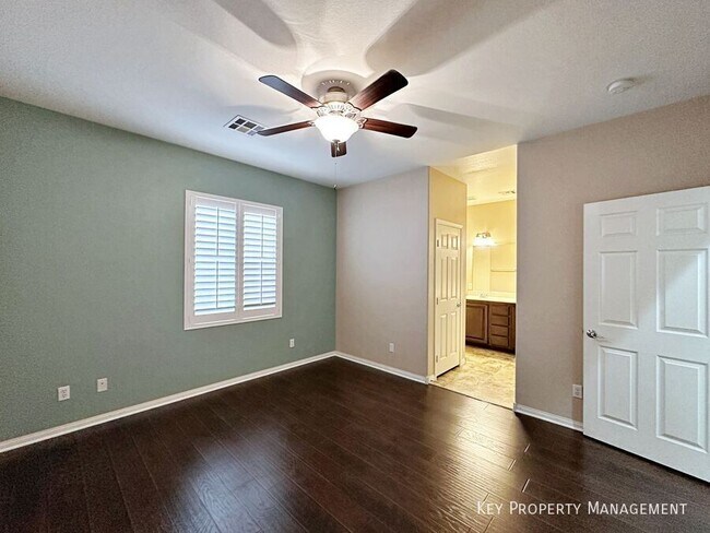 Building Photo - 9772 Bedstraw St