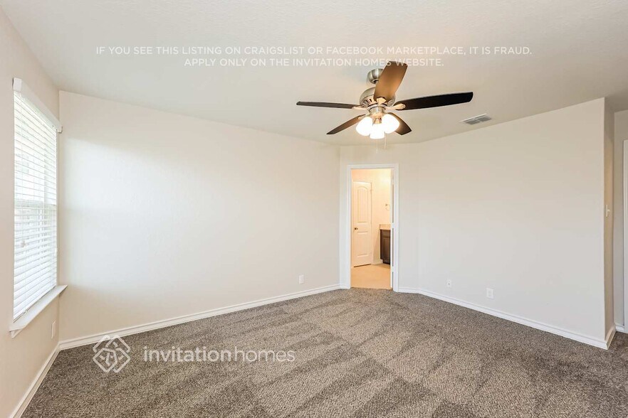 Building Photo - 15426 Bobwhite Quail