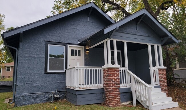 Building Photo - 6636 Tracy Ave