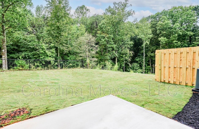 Building Photo - 179 Clingstone Trl