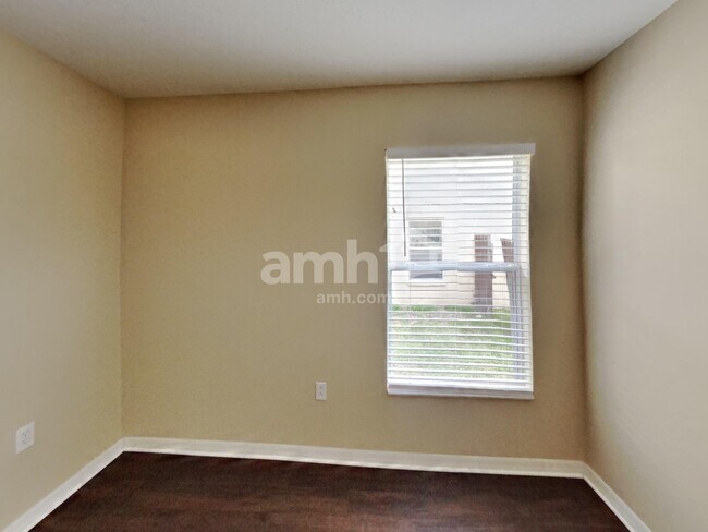 Building Photo - 9742 Simeon Dr