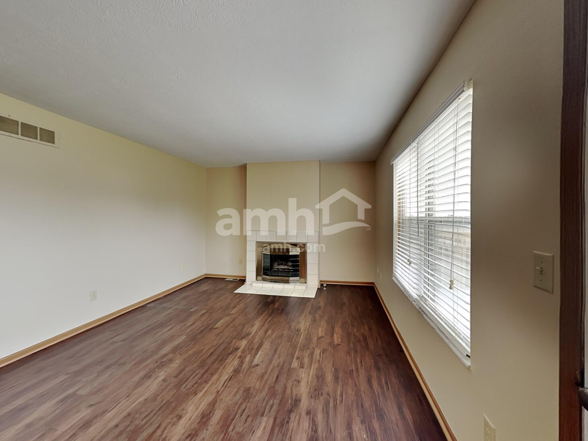 Building Photo - 3437 Oak Bend Blvd