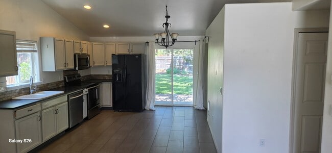 Building Photo - 61087 Honkers Ct