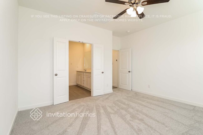 Building Photo - 308 Sedalia Trl