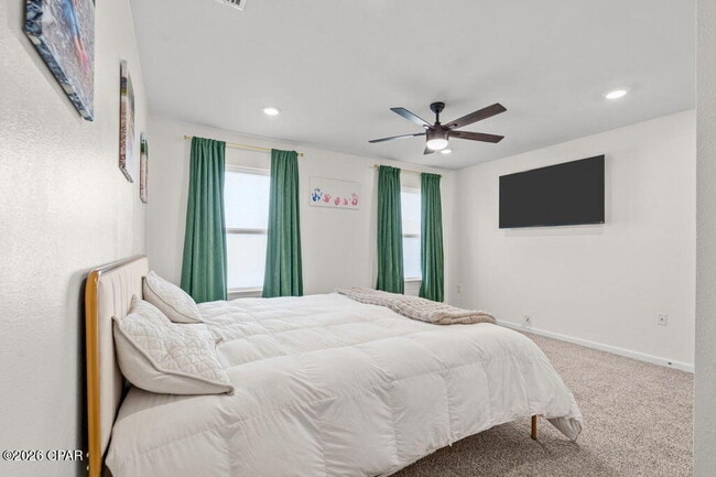 Building Photo - 6587 Kettles St