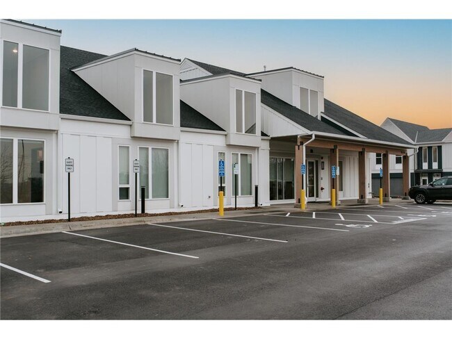 Building Photo - 15350 105th Ave N