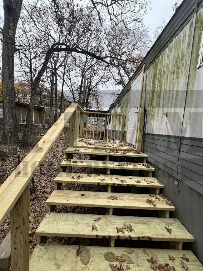 Building Photo - Charming 2-bedroom, 1-bathroom home!