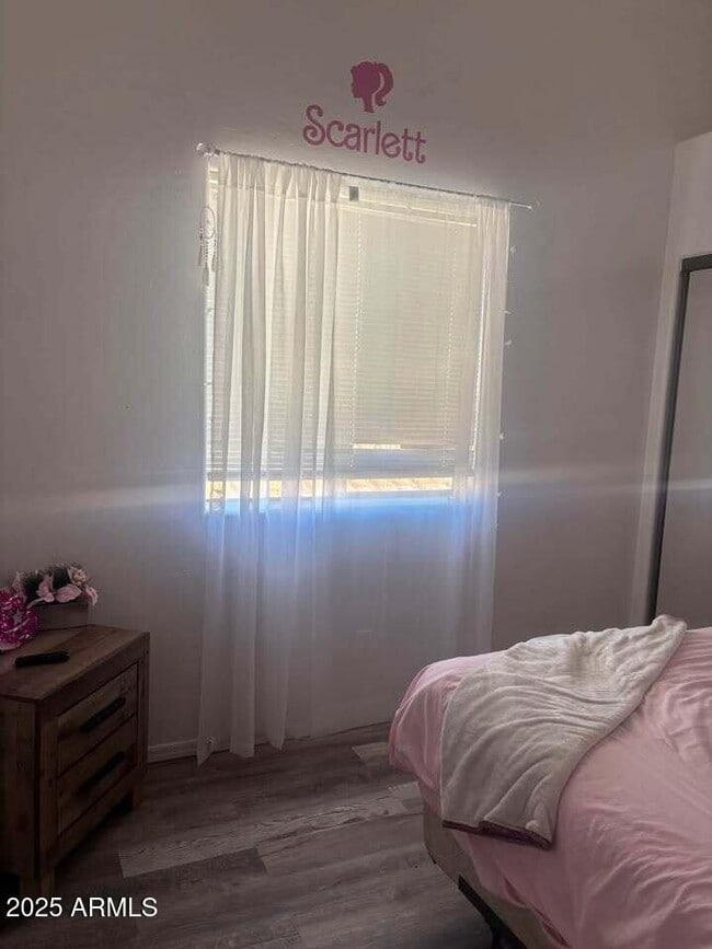 Building Photo - 1427 Cam Chavinda