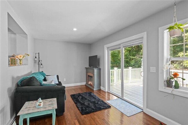 Building Photo - 181 Highland Ave