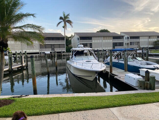 Building Photo - 1456 NE Ocean Blvd