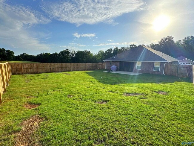 Building Photo - 14228 Wildflower Dr