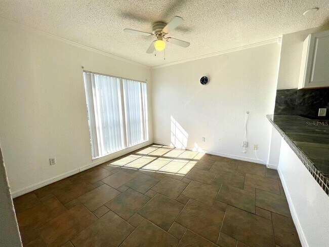 Building Photo - 2625 FL-590
