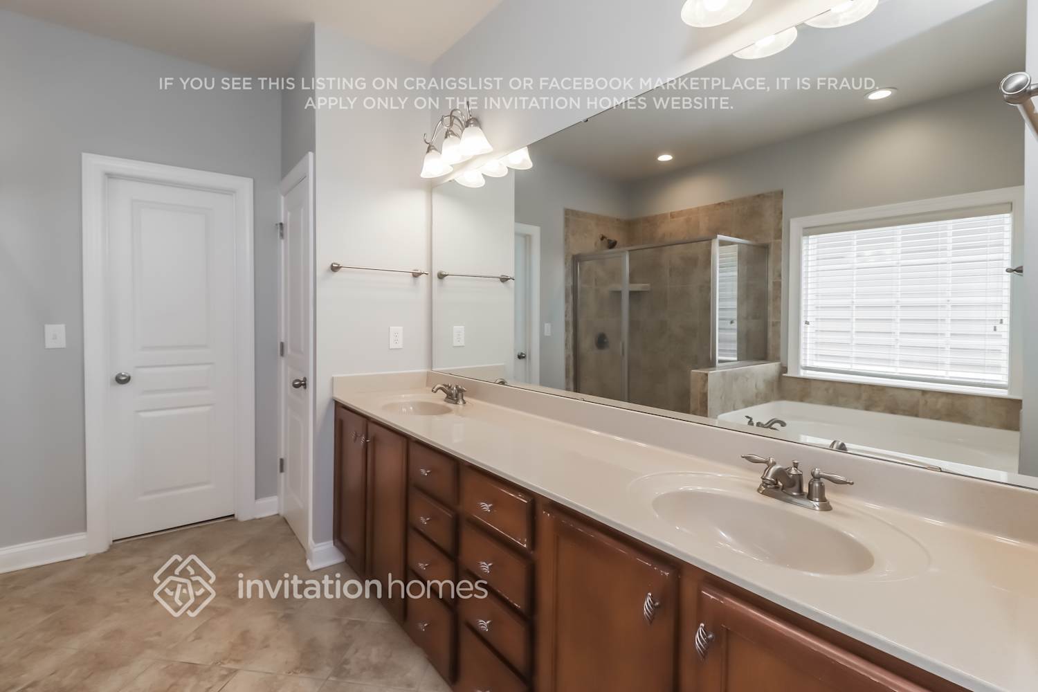 Building Photo - 8024 Whitehawk Hill Rd